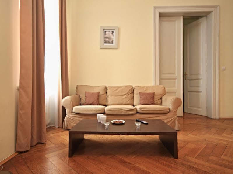 River View Residence Praga Zewnętrze zdjęcie