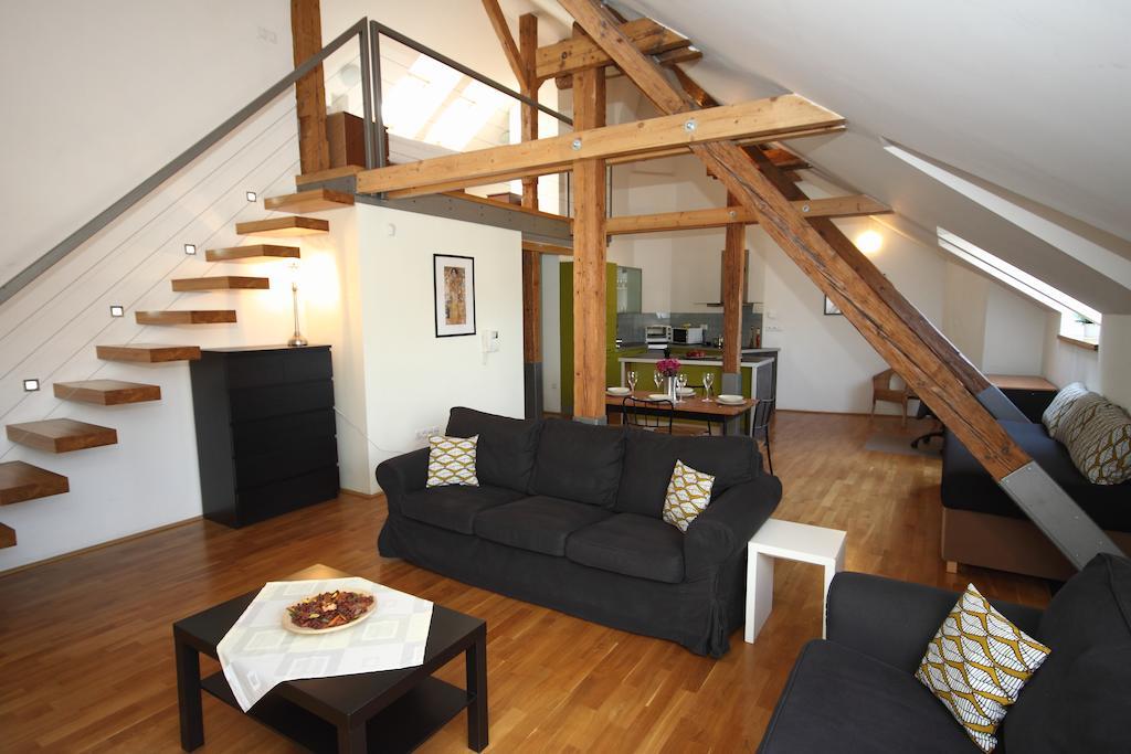 River View Residence Praga Zewnętrze zdjęcie