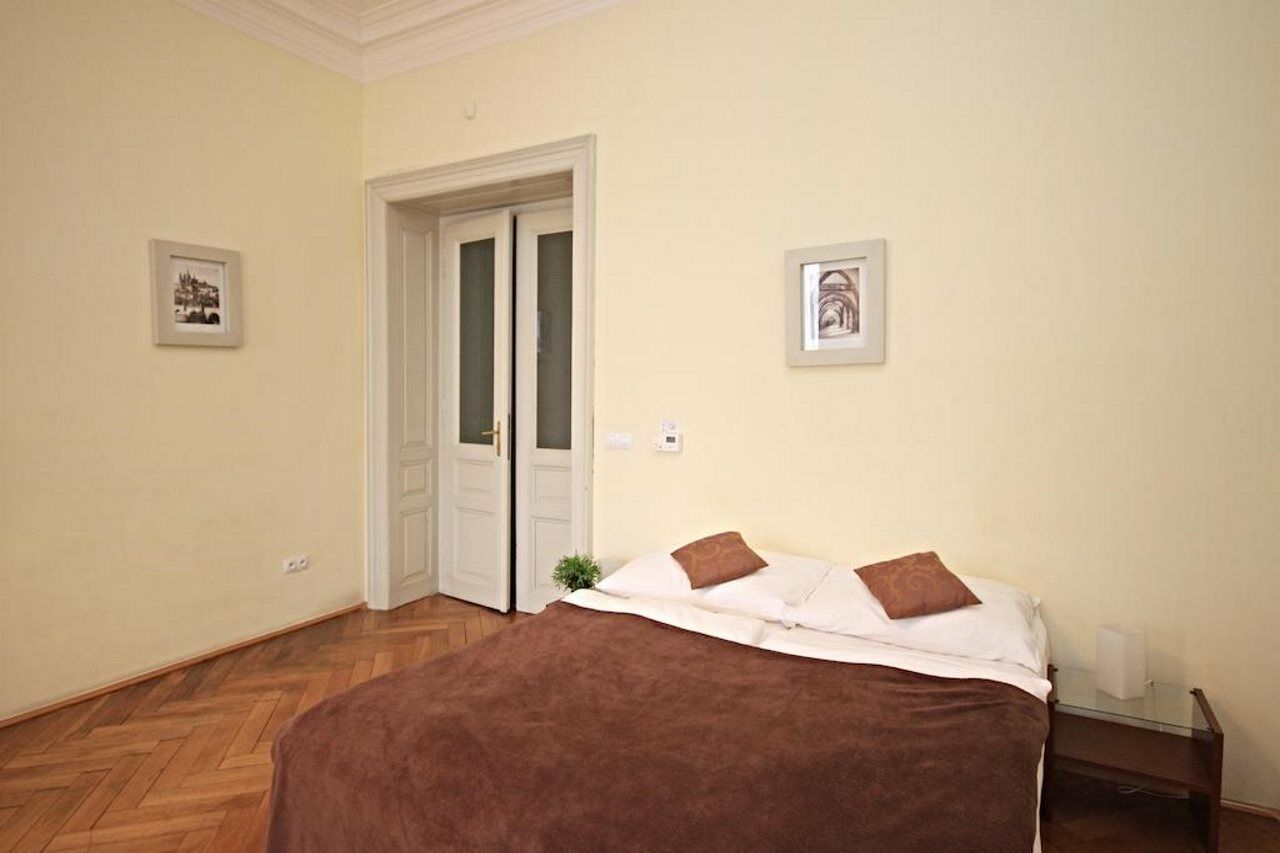 River View Residence Praga Zewnętrze zdjęcie